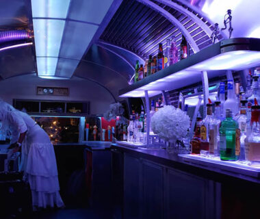 Airstream Bar 17