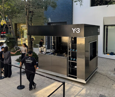 Y-3 PopUp Kiosk 2