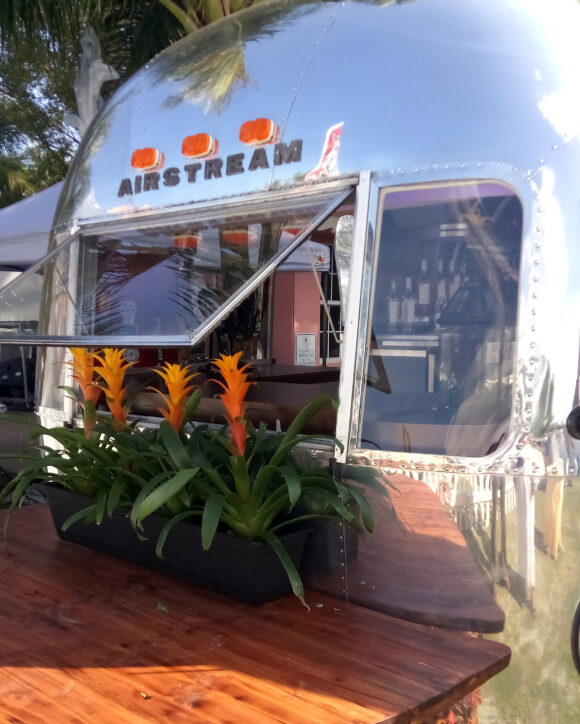 Airstream Bar 5