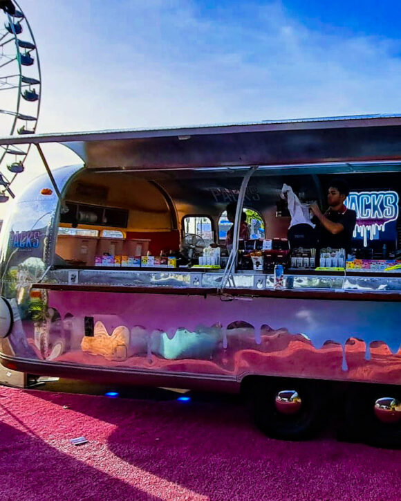 Airstream Bar 4